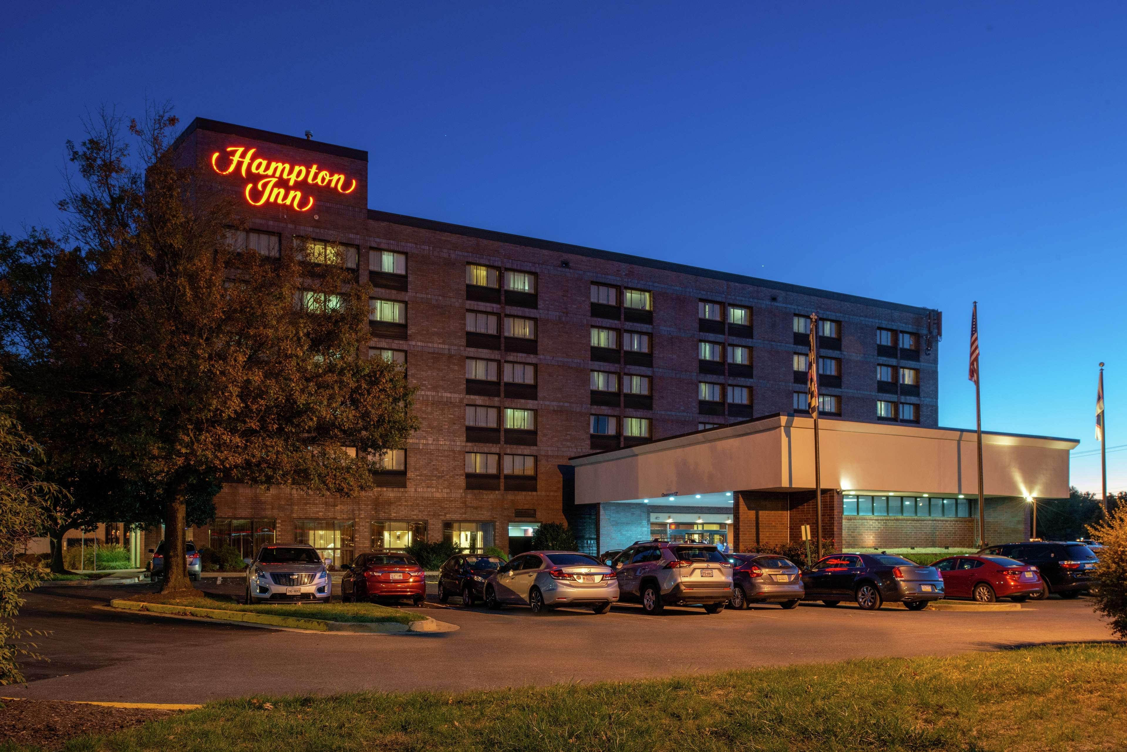 Hampton Inn Фредерик Экстерьер фото