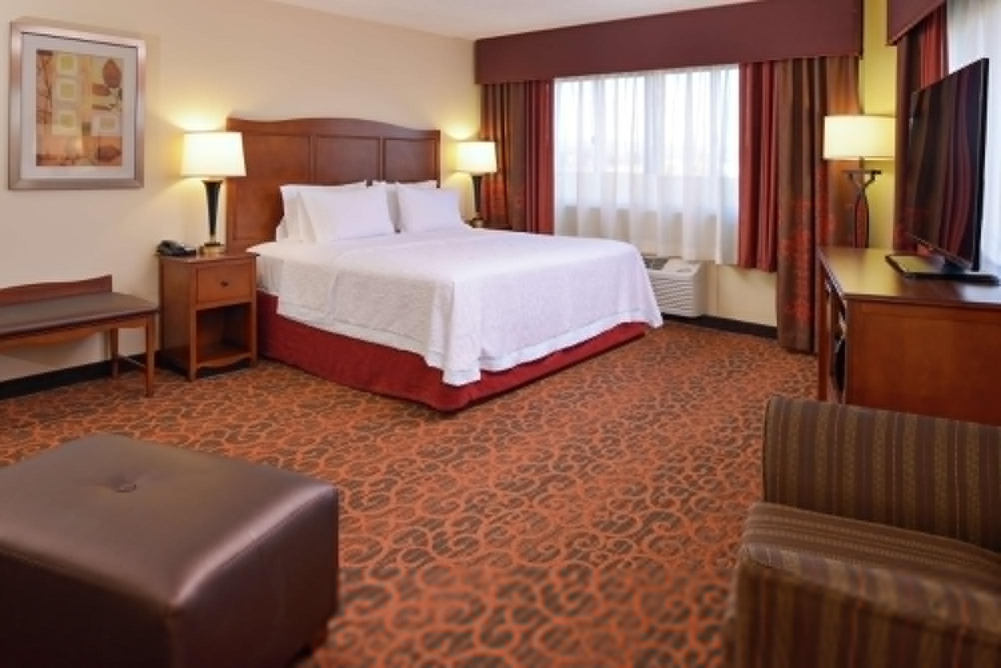 Hampton Inn Фредерик Экстерьер фото