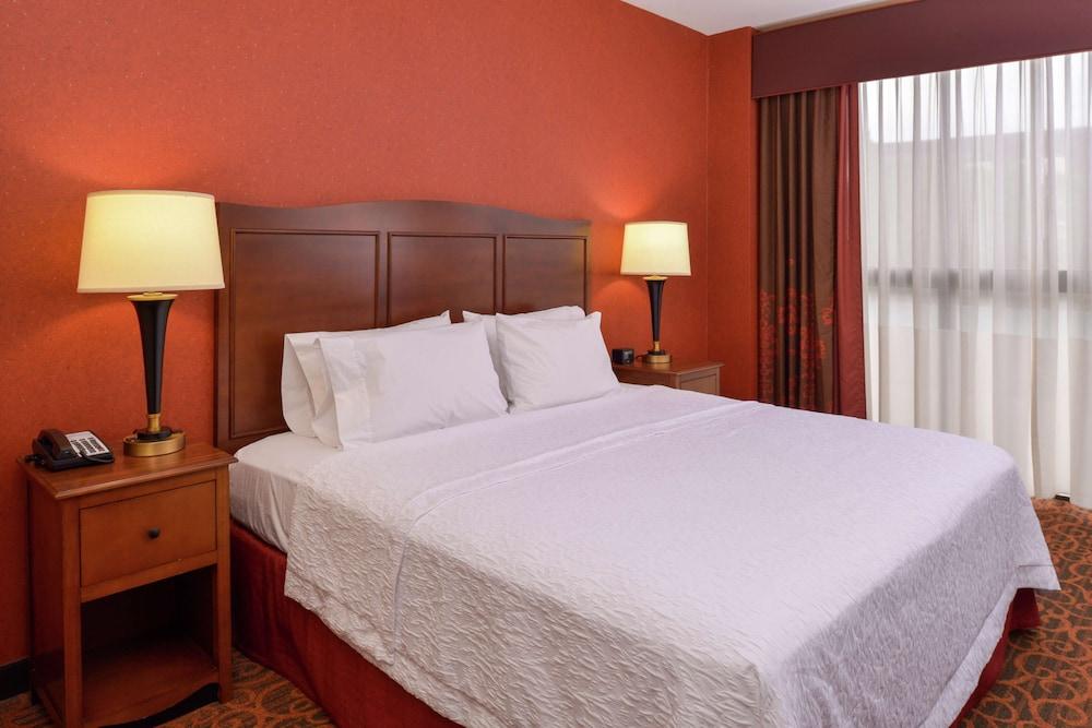 Hampton Inn Фредерик Экстерьер фото