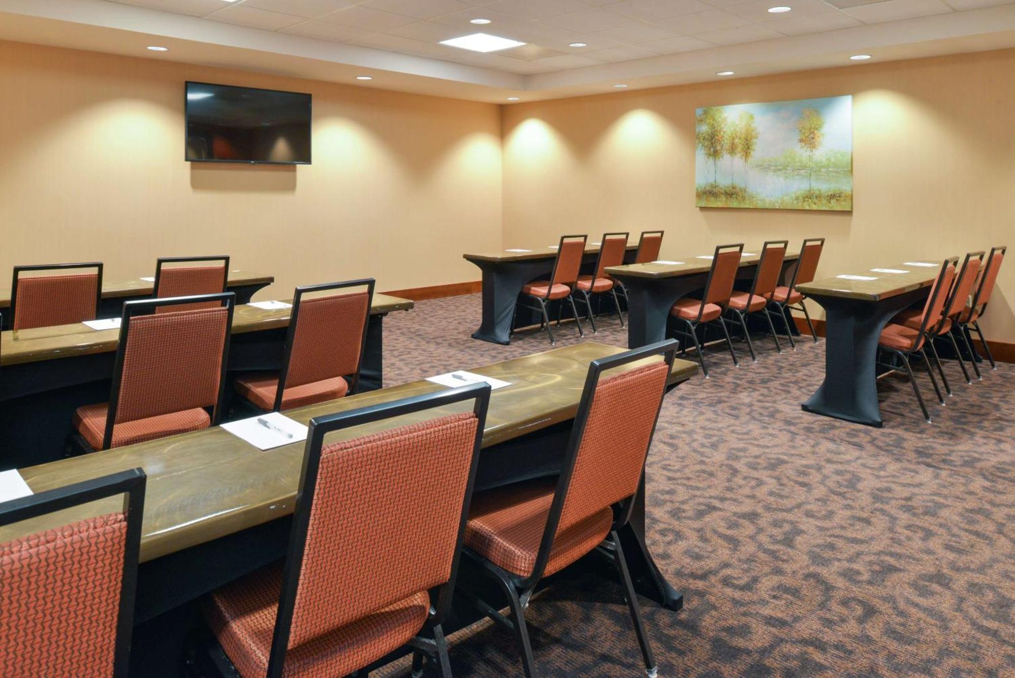 Hampton Inn Фредерик Экстерьер фото